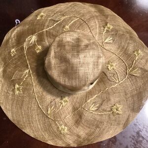 NEW WITH TAGS Olive Green Floral Embroidered Wide Brim Derby Hat
